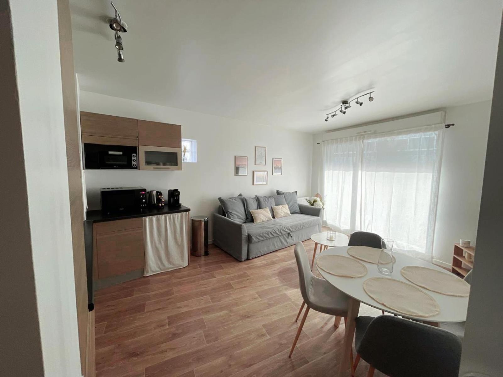 Lovely Flat Мо Екстериор снимка